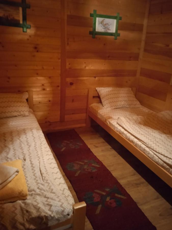 Holiday Home Vila Milka Kremna Екстериор снимка