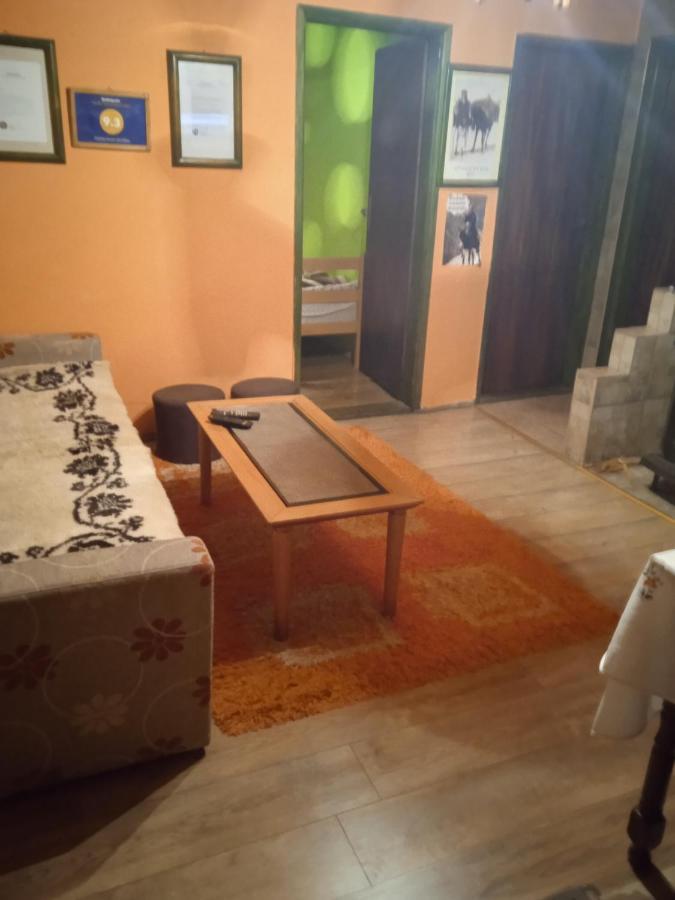 Holiday Home Vila Milka Kremna Екстериор снимка